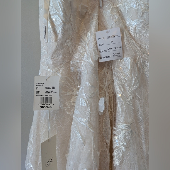 NWT Melissa Sweet Tulle Lace V-Back Spaghetti Strap Wedding Dress - Picture 12 of 12